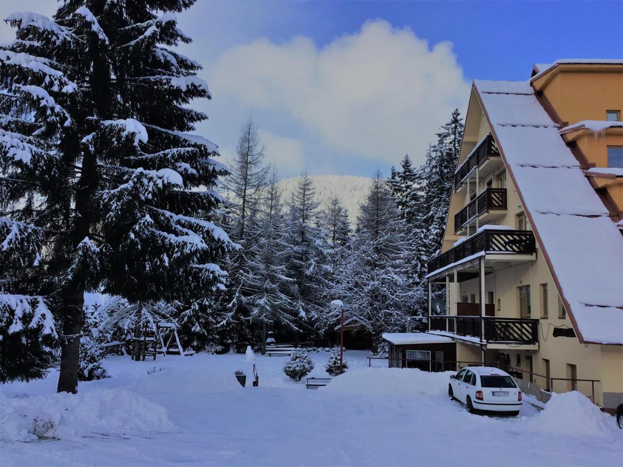 Ski Apartmany Spiezovec ドノヴァリ エクステリア 写真